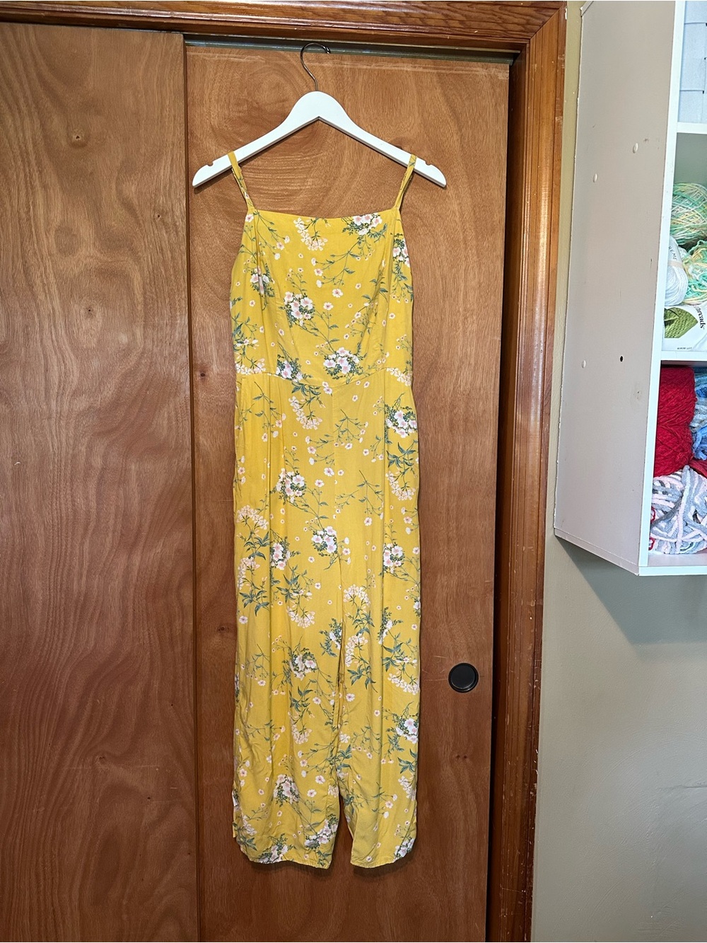 Old Navy Marigold Floral Wide Leg Jumpsuit w/ Pockets Size Large